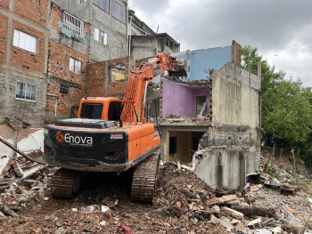 Demolidora de Galpões em Aricanduva