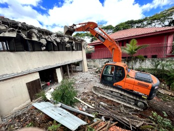 Demolidora Especializada em Itápolis